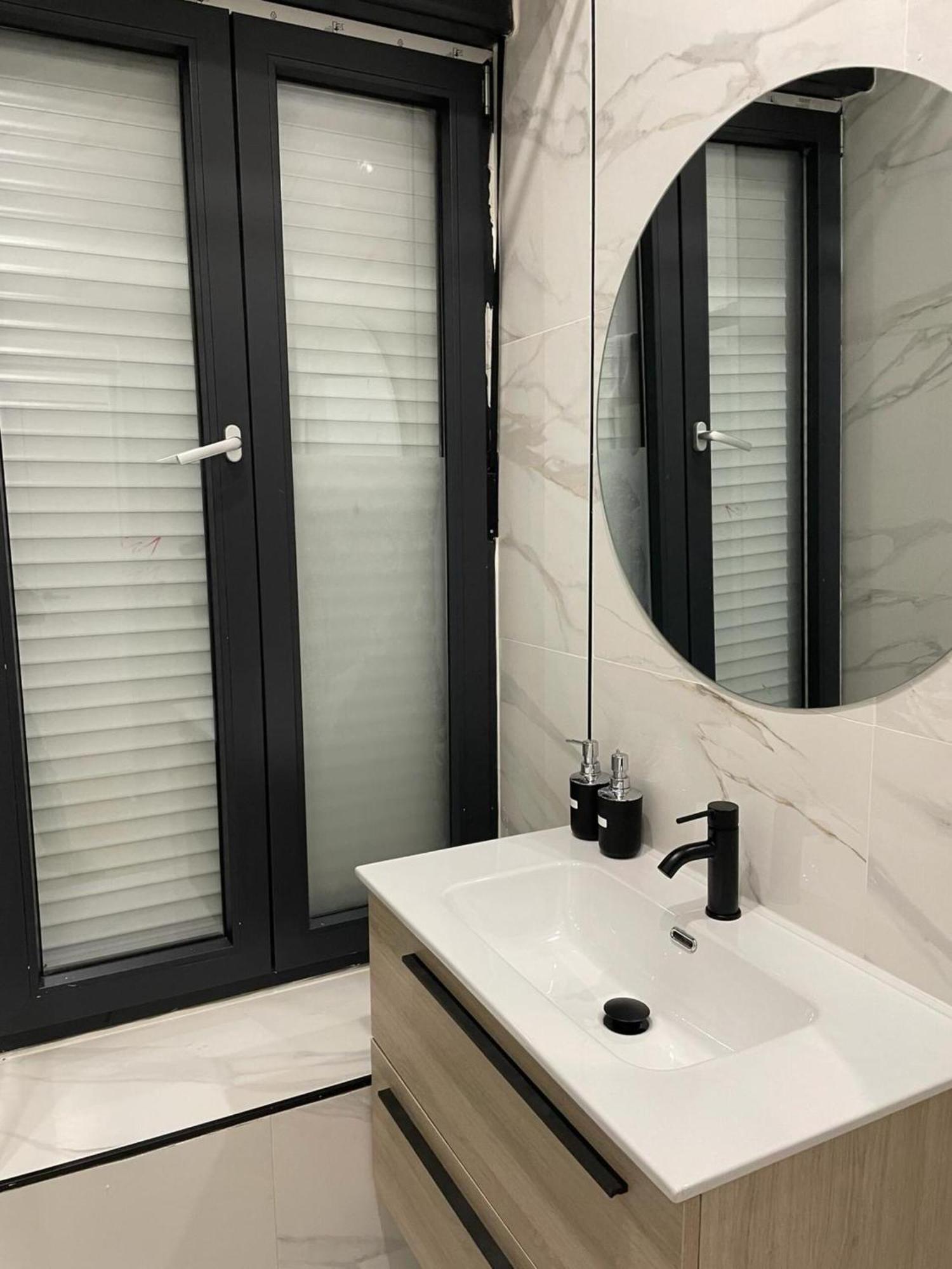 U1 Ap Nuevo, Bien Comunicado Madrid Centro Apartment ภายนอก รูปภาพ